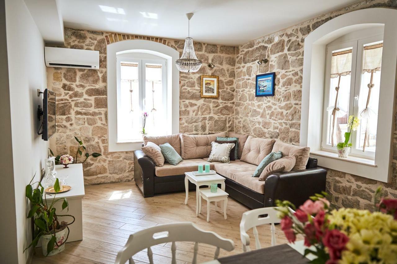 Apartment Vintage Kaštela Buitenkant foto